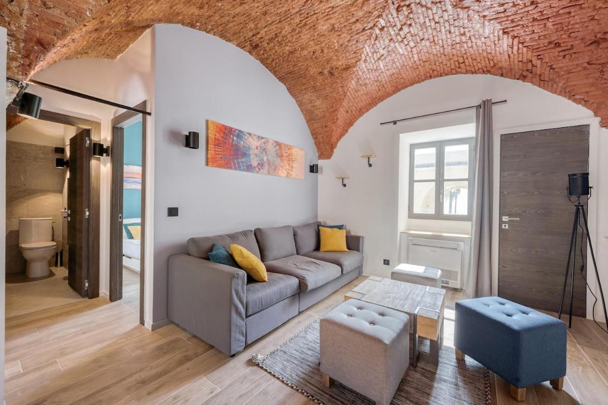 Superbe Appartement Au Coeur Du Vieux Nice ! Exterior photo